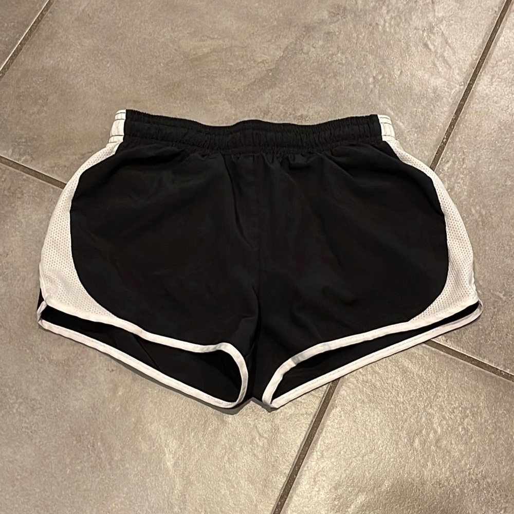 Xersion Active Shorts